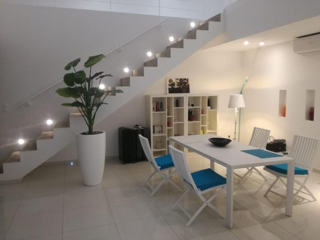 Villa Carabane Сомоне Екстериор снимка