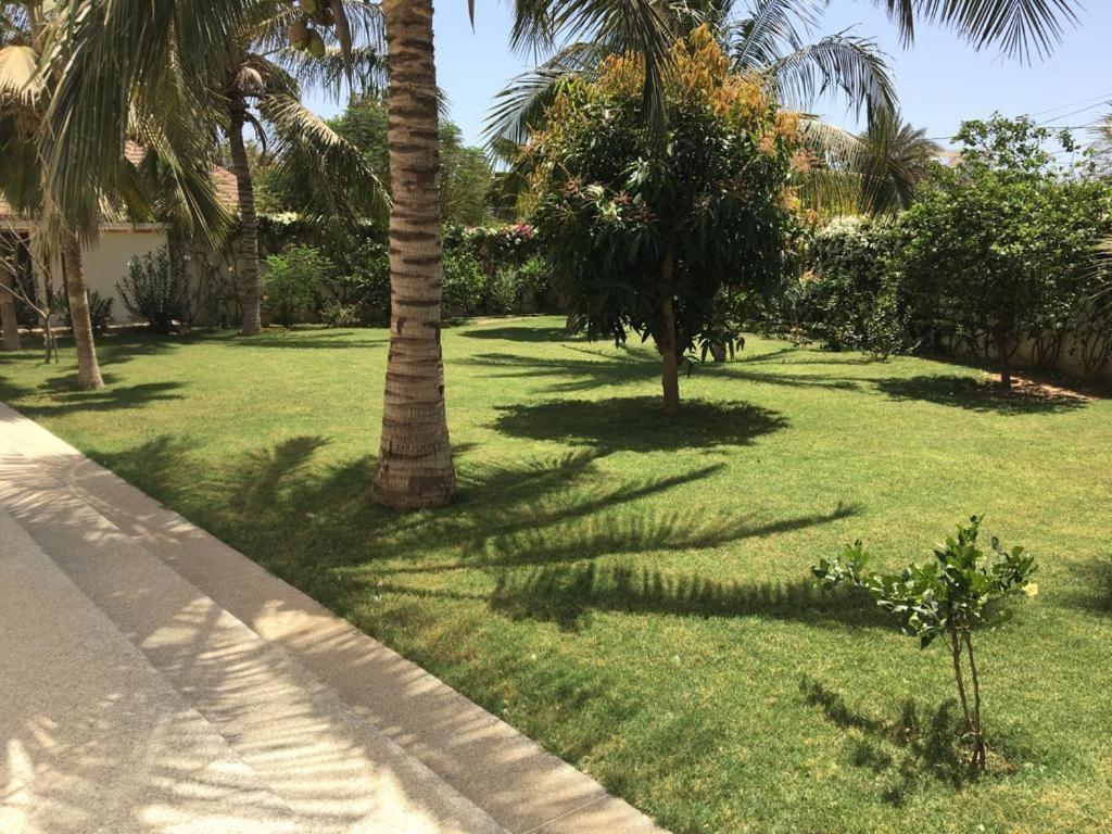 Villa Carabane Сомоне Екстериор снимка