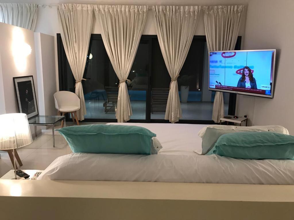 Villa Carabane Сомоне Екстериор снимка
